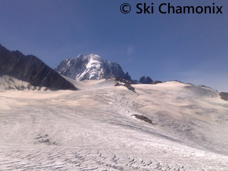 Haut du glacier du Tour, Aiguille Verte en arrière plan (4200m)